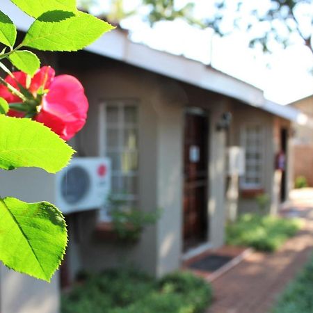 Ngwenya Boutique Hotel Lephalale Exterior foto
